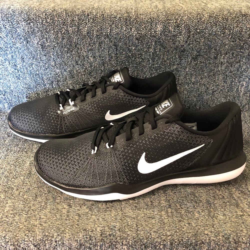 NIKE Women's Flex Supreme TR 5 Cross Training Shoe NEW in BOX FAST SHIPPING!